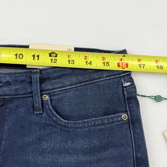 NYDJ Women's Kristie 80's Blue Denim Bermuda Size 10 Liftxtuck Tech, Raw Hem NWT - Picture 7 of 10